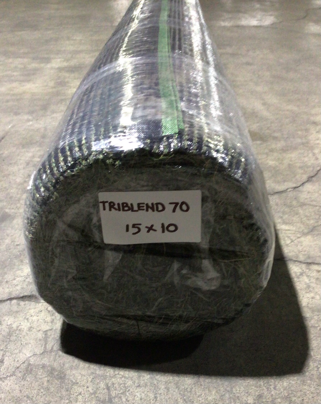 Triblend 70 | 15ft x 10ft Roll | High-Density Landscape Turf
